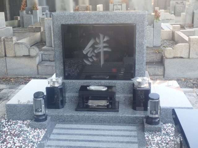 「AIが作った戒名でいいじゃん」という提案で、母の戒名は寿司屋でGeminiが作ったものに決まりました