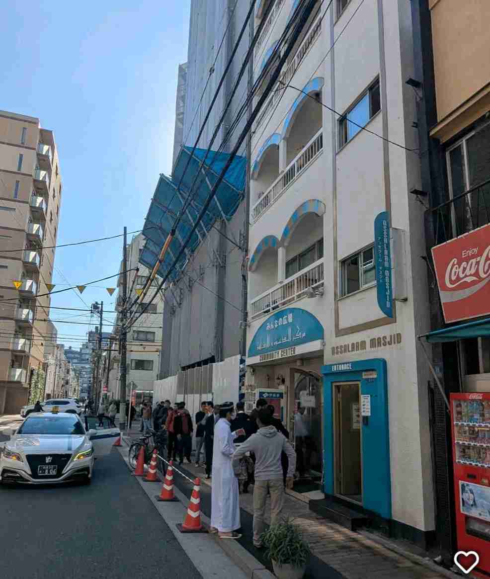 【課題】国内のイスラム教徒急増で大混雑 “モスク不足”訴えの一方で相次ぐ建設反対