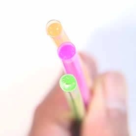 いろんな駄菓子を眺めながら、あーだこーだ言うだけのトピ
