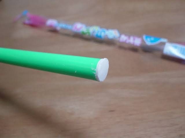 いろんな駄菓子を眺めながら、あーだこーだ言うだけのトピ