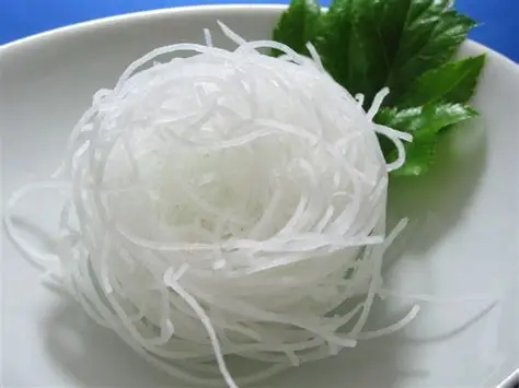 刺身のつまって食べますか？