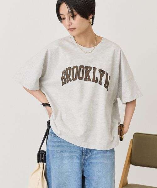 ロゴTシャツの例