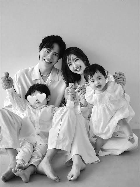 第3子妊娠中くみっきー「子連れモルディブ」おなかふっくら海外旅行　夫顔出し！幸せ家族S披露