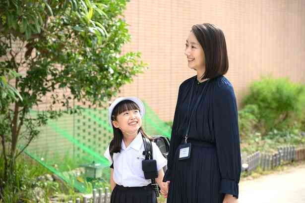 幼稚園の送迎にジーンズとサンダルを身につけて行ったらバカにされていた