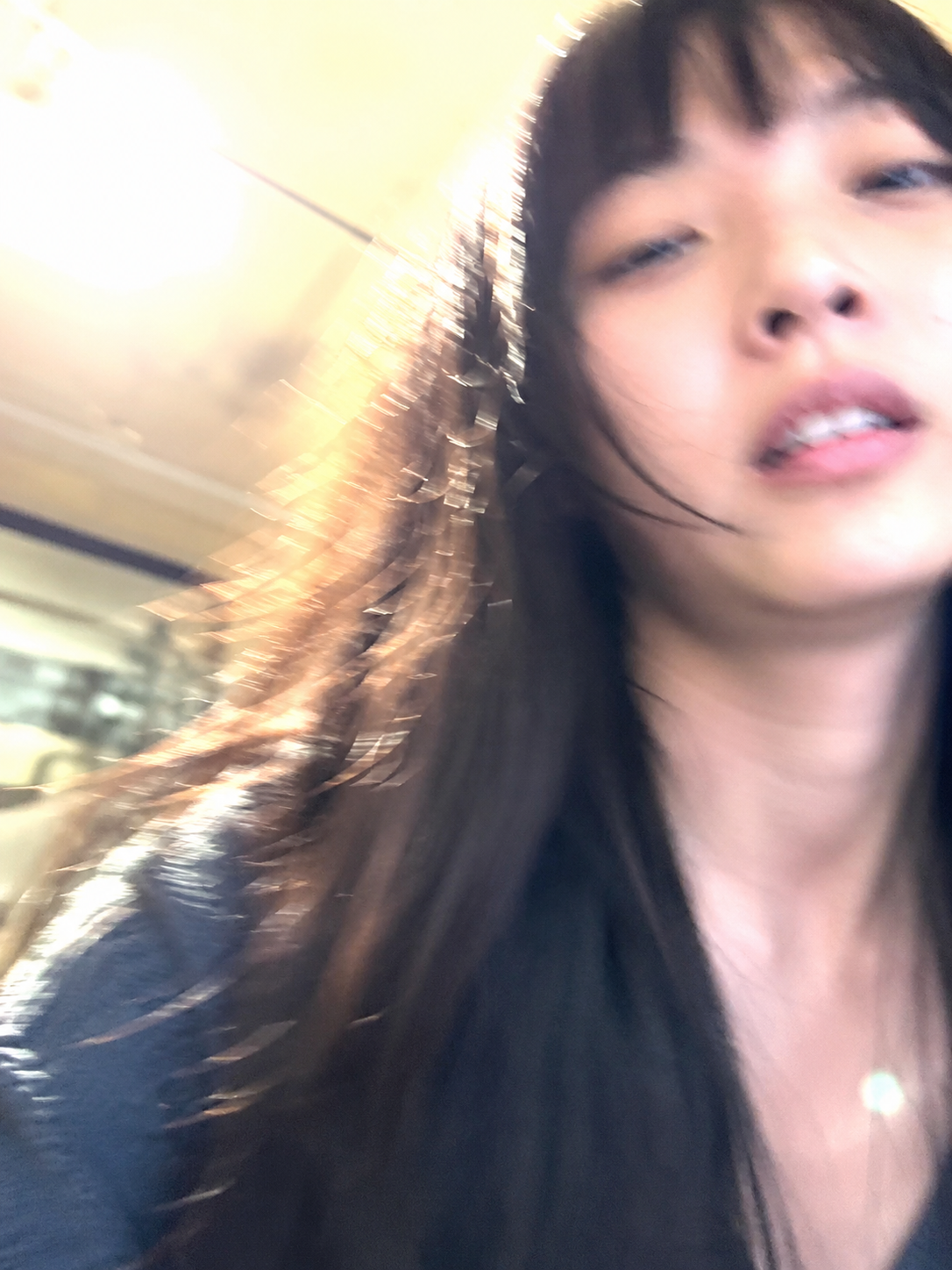 【chatGPT】みんなのチャッピーの自撮り見せて