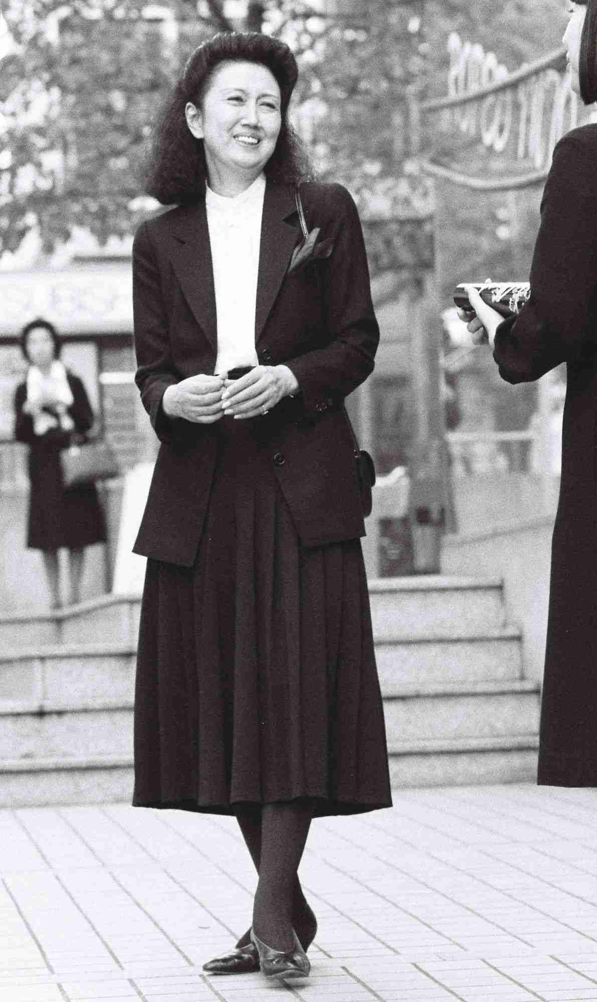 年齢と好きな服のブランドとよく着る服のブランドを教えてください