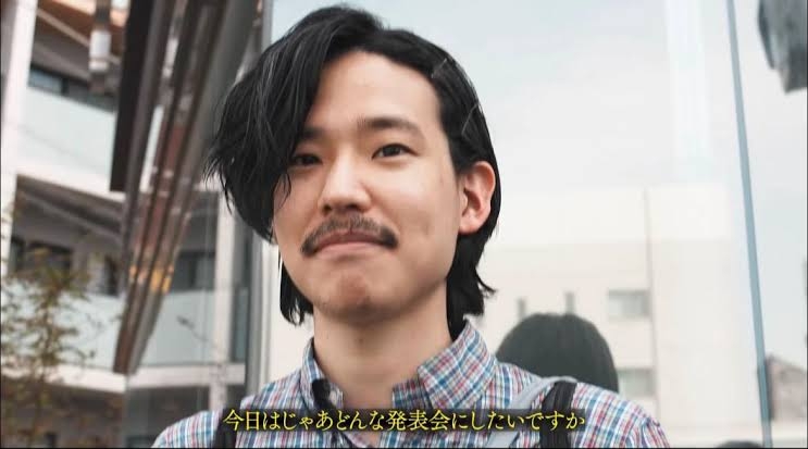 純烈の弟分・“大バズ中”モナキ、“ananすぎる”見たことない姿を披露 表紙&13ページ特集