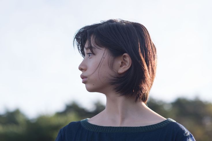 《新時代の美人基準》 とSNSで “名指し” された、実力派の若手女優（23）…　もはや美人に “あご” は要らない？　令和の「あご不要論」とは