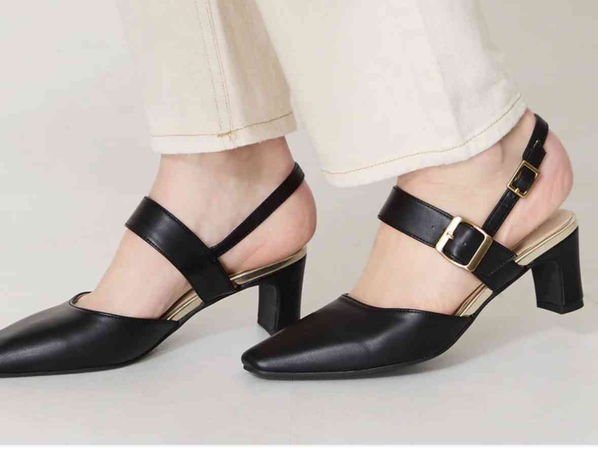 歩きやすいヒール、サンダル教えて👠