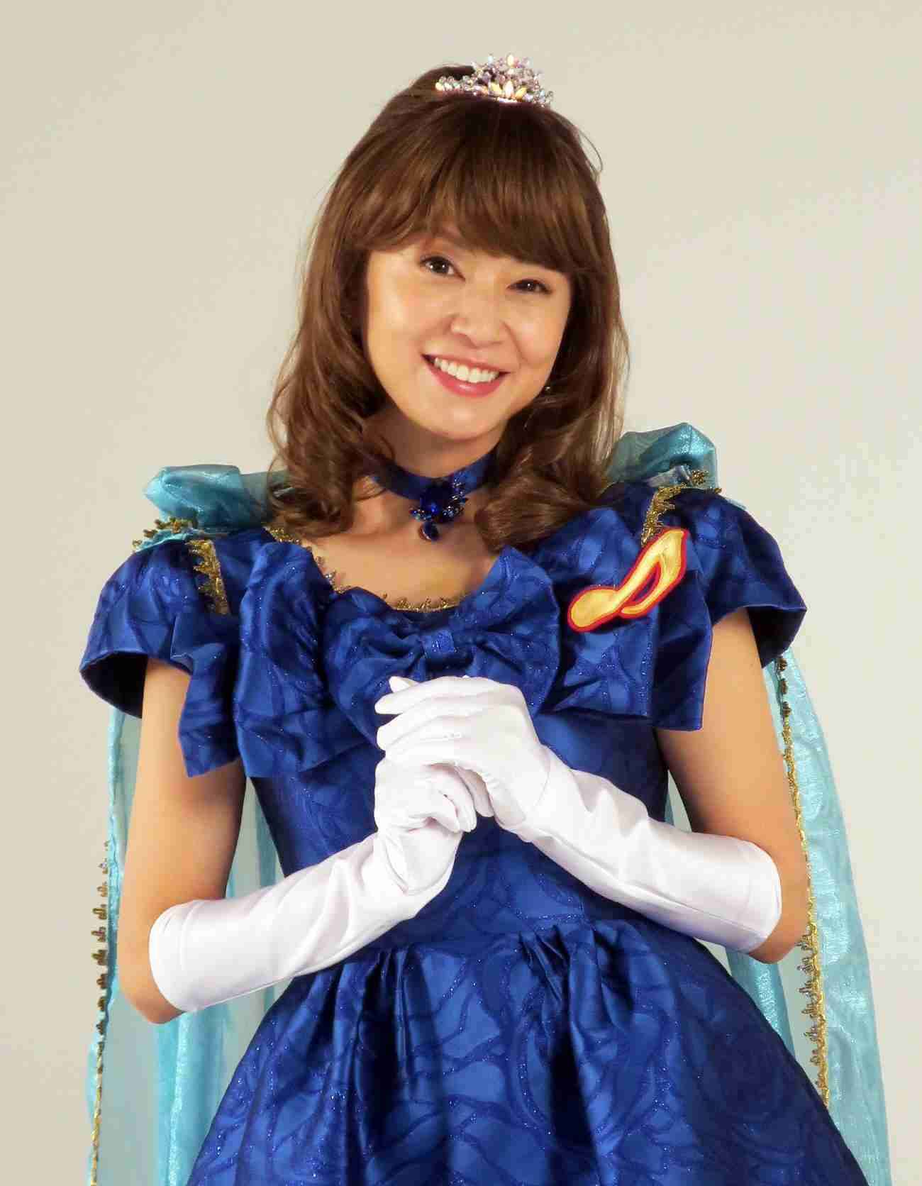 44歳・鈴木亜美、美形長女が「似てる~!」「可愛い」自撮り公開!アイドル顔と話題…現在3児のママ