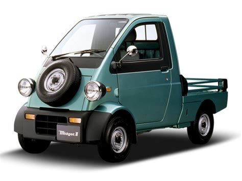 私は車を買うときにこれとこれで迷いました