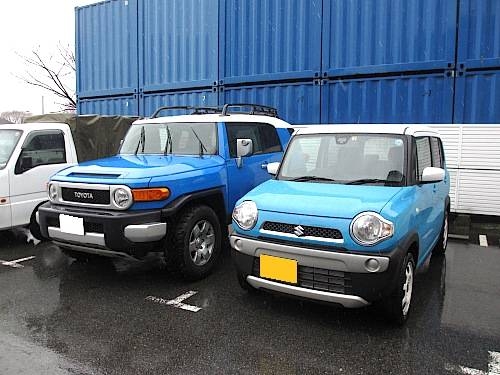 私は車を買うときにこれとこれで迷いました