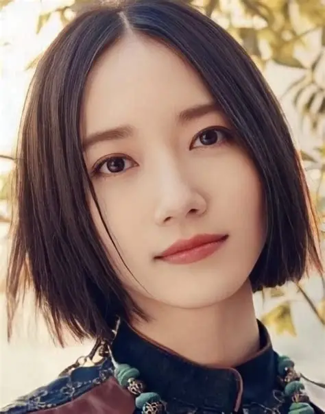 前髪なしが似合っている有名人が見たい【画像】