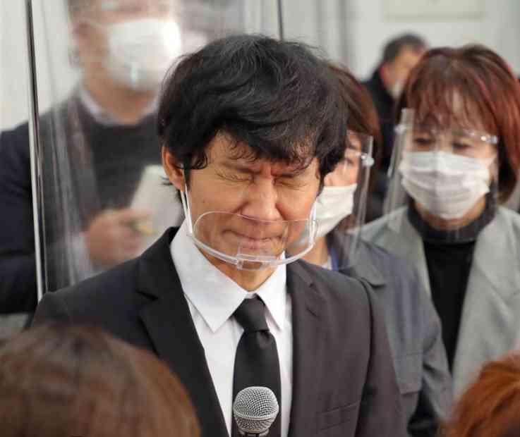 不思議だった記者会見、忘れられない記者会見