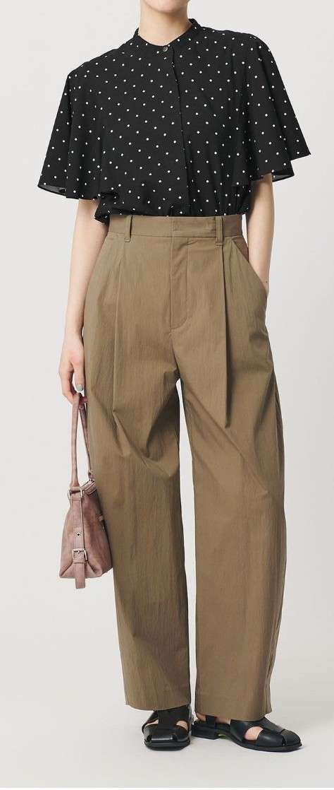 綺麗めファッションの方
