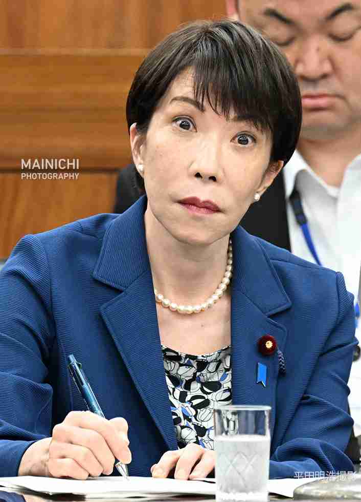 《スクープ証言》高市首相陣営“ネガキャン動画”は「AIとスマホ20台で1日100本」実行部隊が明かした“大量拡散の手法”