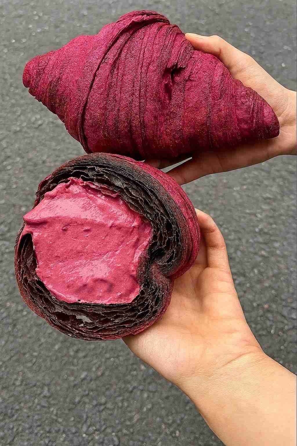 クロワッサンの上手な食べ方