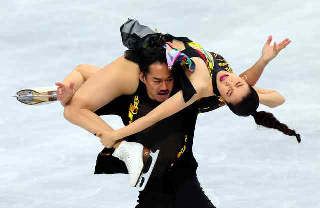 宇野昌磨＆本田真凜が競技アイスダンス挑戦を発表　24年10月に決断「五輪出場という目標を掲げ、向き合い続けてきた」「強い覚悟を持って」