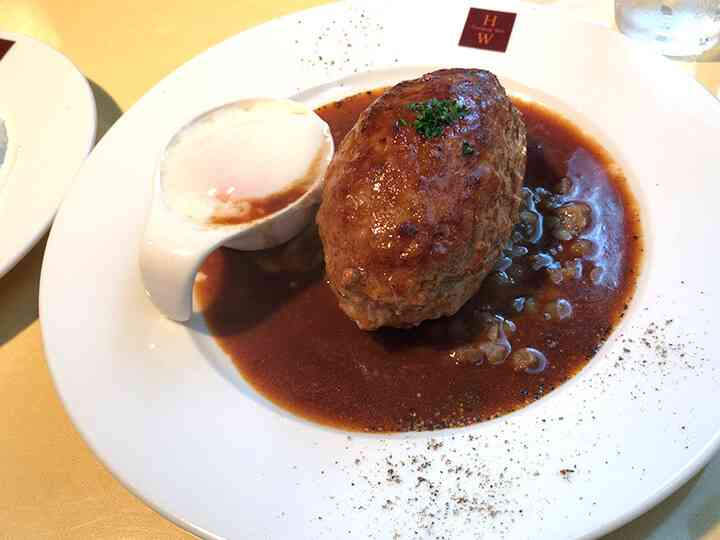 １時間以上並んで入った飲食店