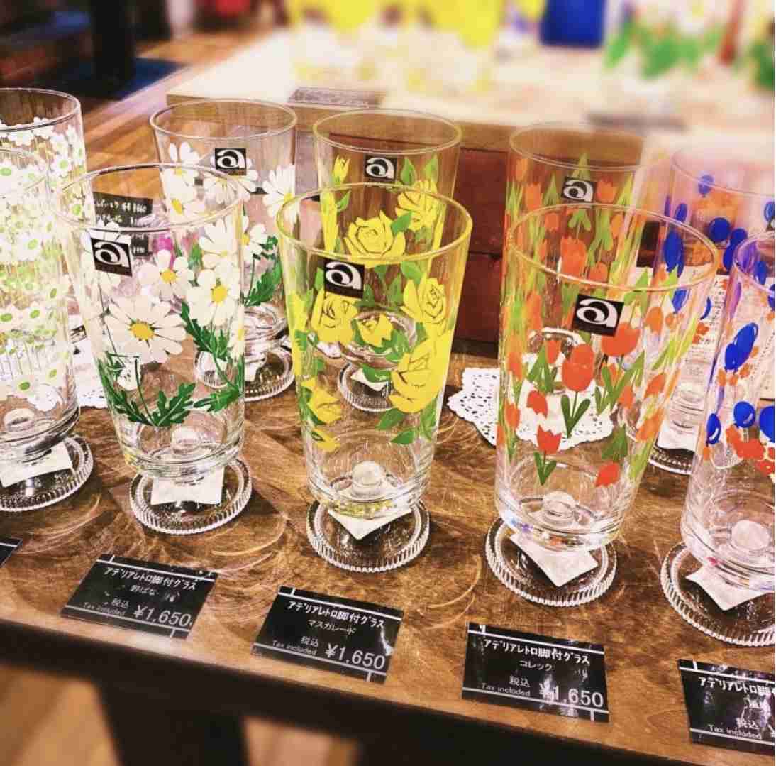 ガラス細工の物を貼るトピ