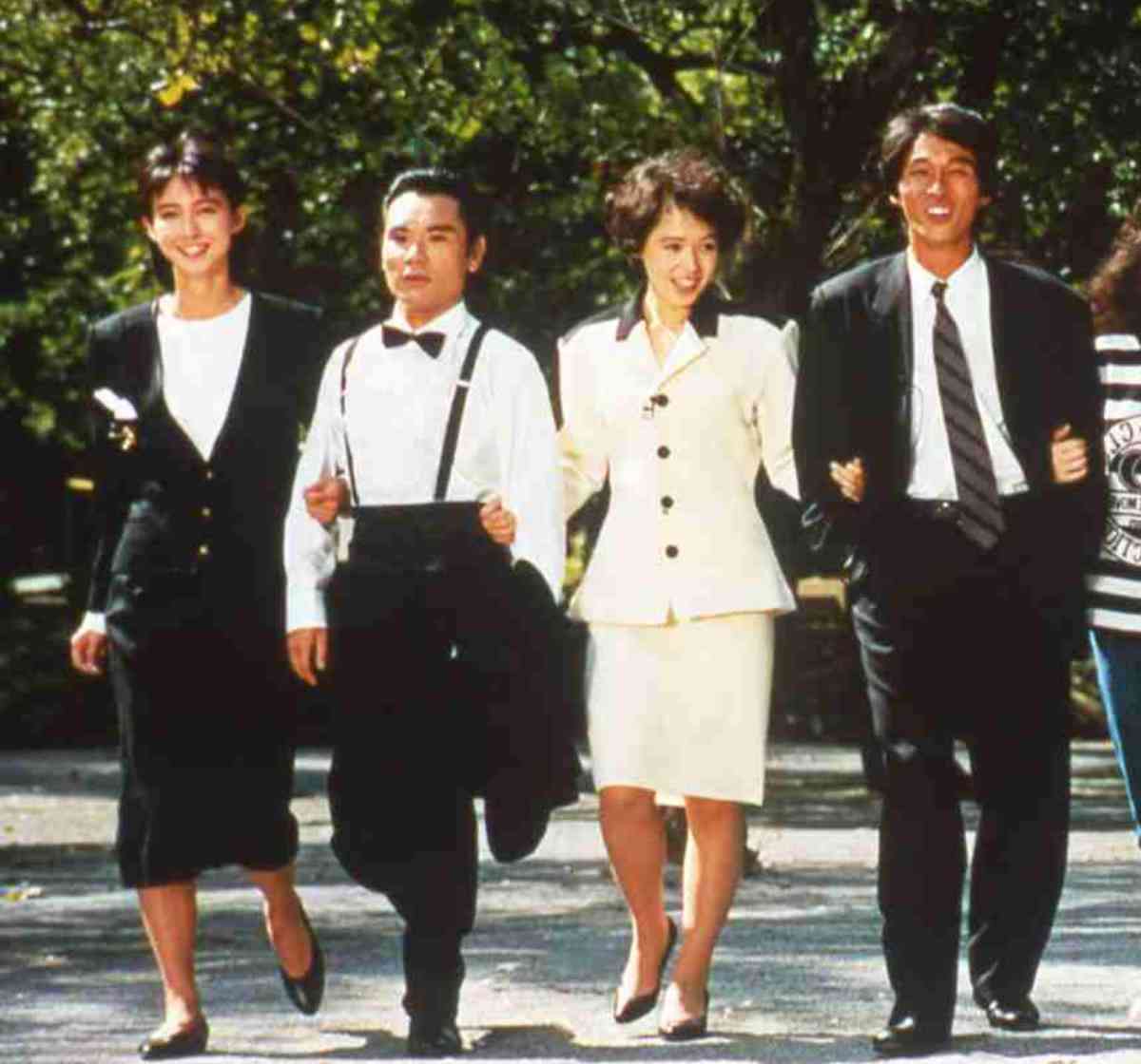 肩幅広すぎて服が似合わない