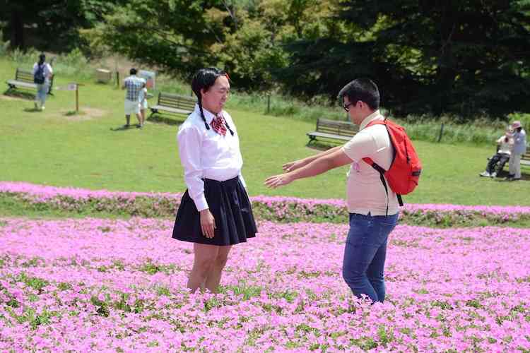 何故この男を私に紹介？