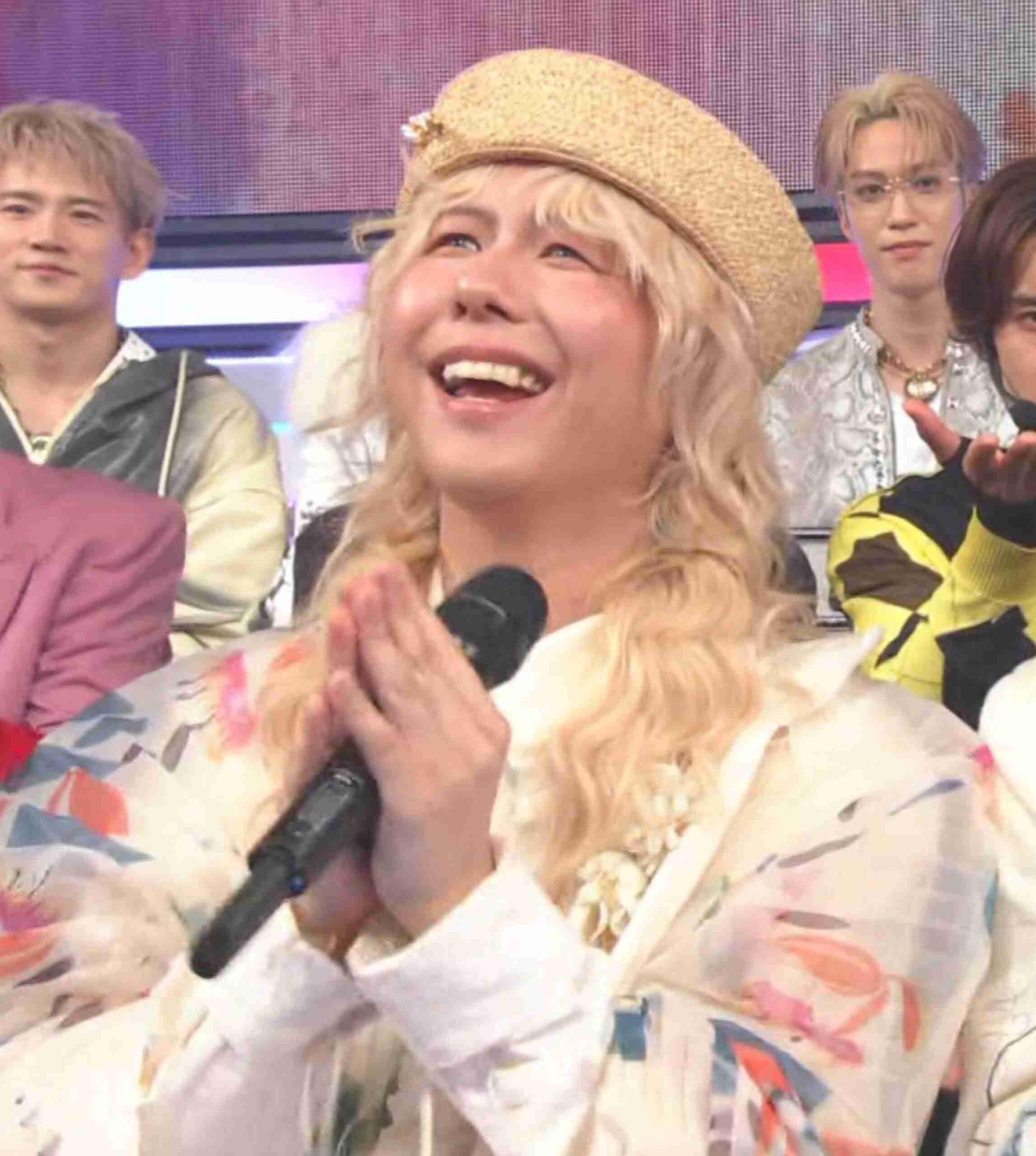 「鼻筋が気になりすぎる」ミセス大森元貴 生放送の顔が「全然違う」「メイク変わった?」「バチバチにかっこいい」