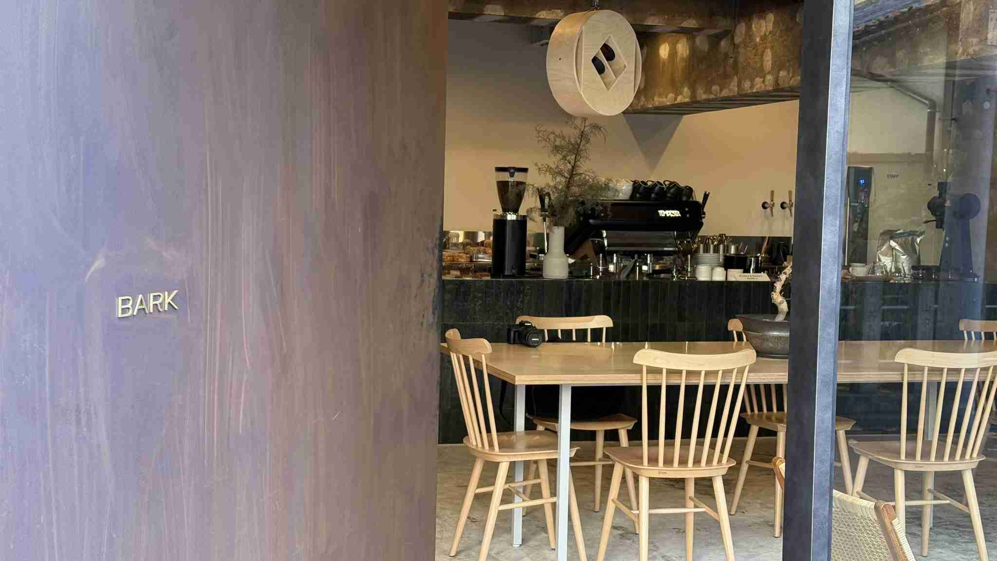 どんなカフェに最近行きましたか？