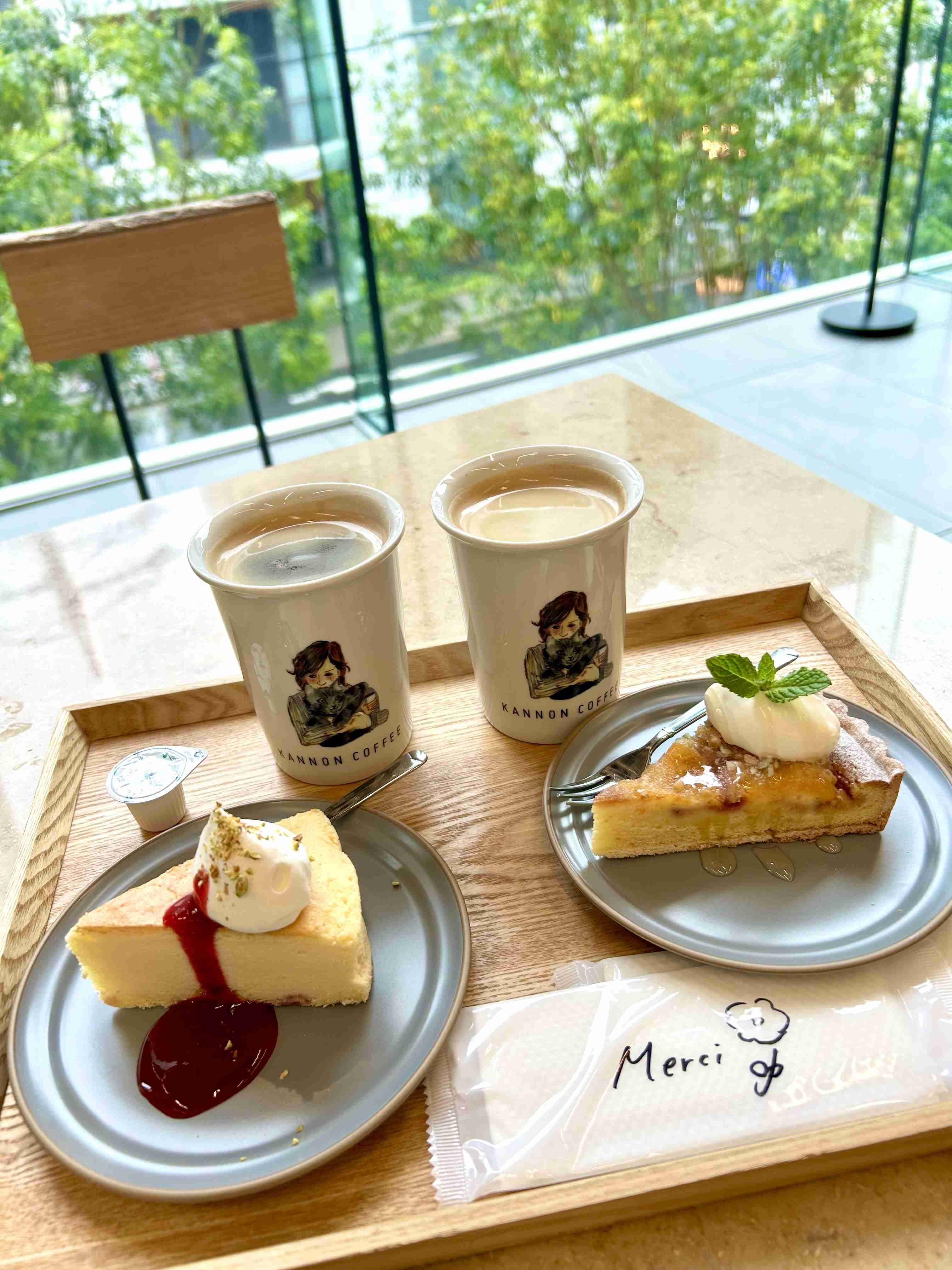 どんなカフェに最近行きましたか？