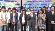 「B'z」稲葉浩志(61)、近影が“30代に見える”と話題に!「バケモンです」「また若返ってる」など驚きの声