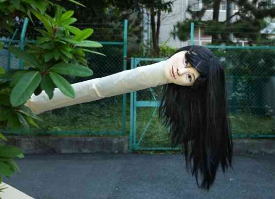 ショートヘアの人