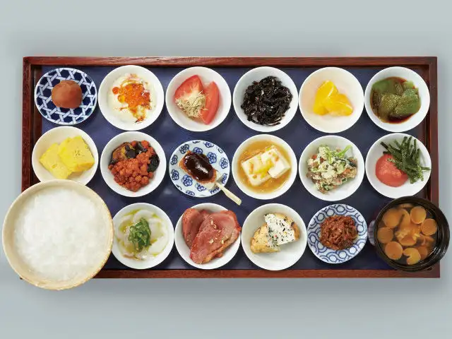 小さな贅沢がたくさん…2026年トレンドグルメ「豆皿定食」ナゼ人気？
