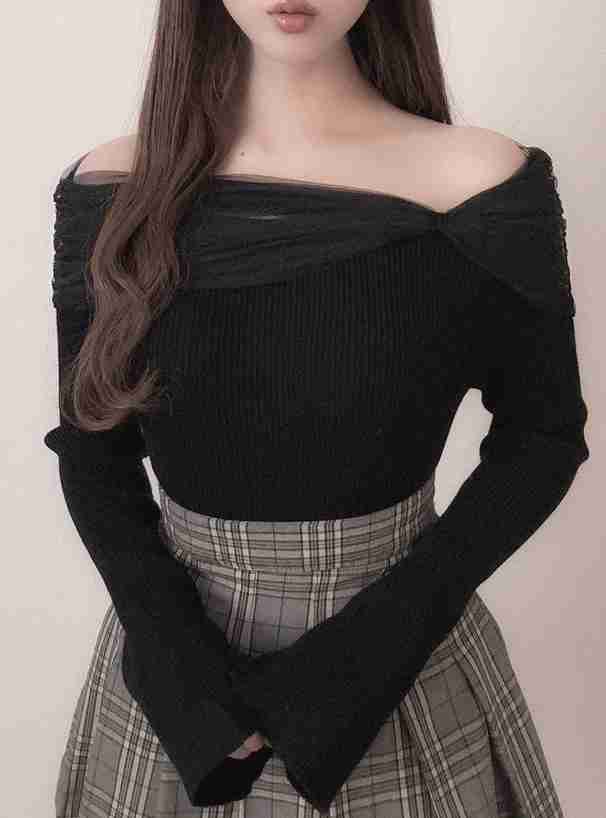 オフショル、シースルーの服を着る時の下着