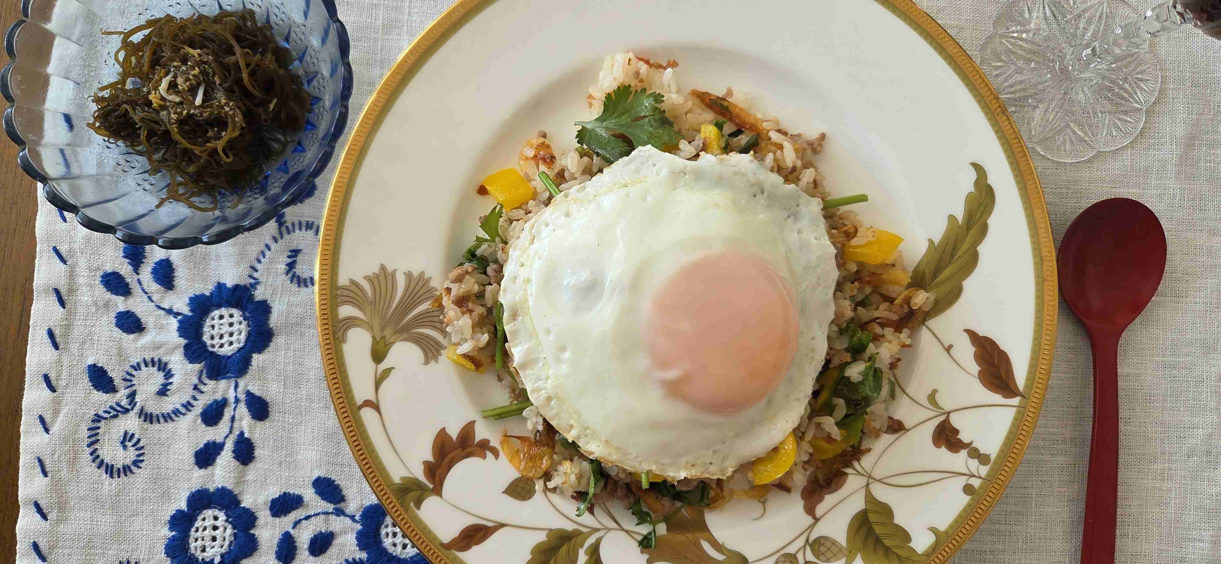 【自宅でお昼ごはん食べてる人限定】何食べてますか？