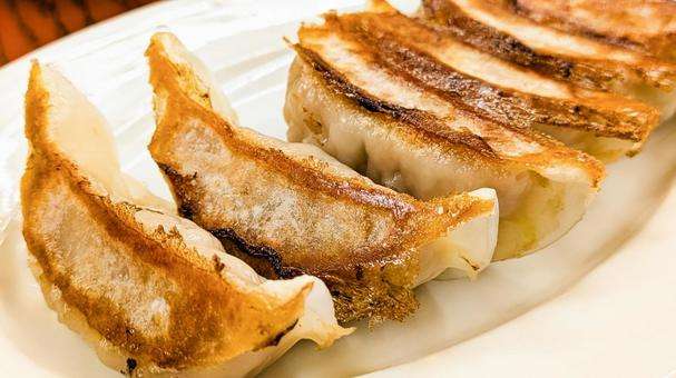 【自宅でお昼ごはん食べてる人限定】何食べてますか？