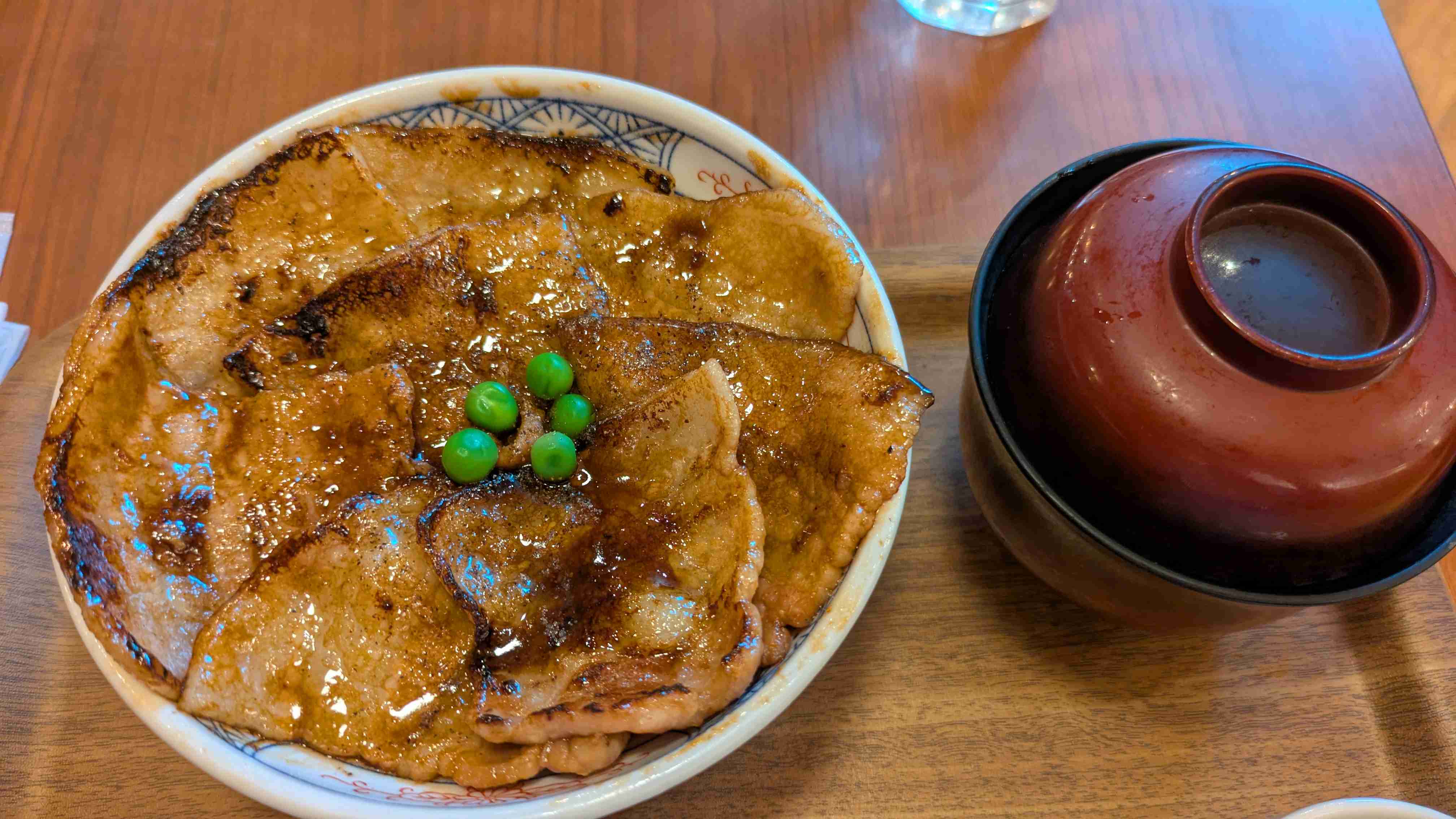 旅先で食べた美味しい料理の画像を貼るトピ