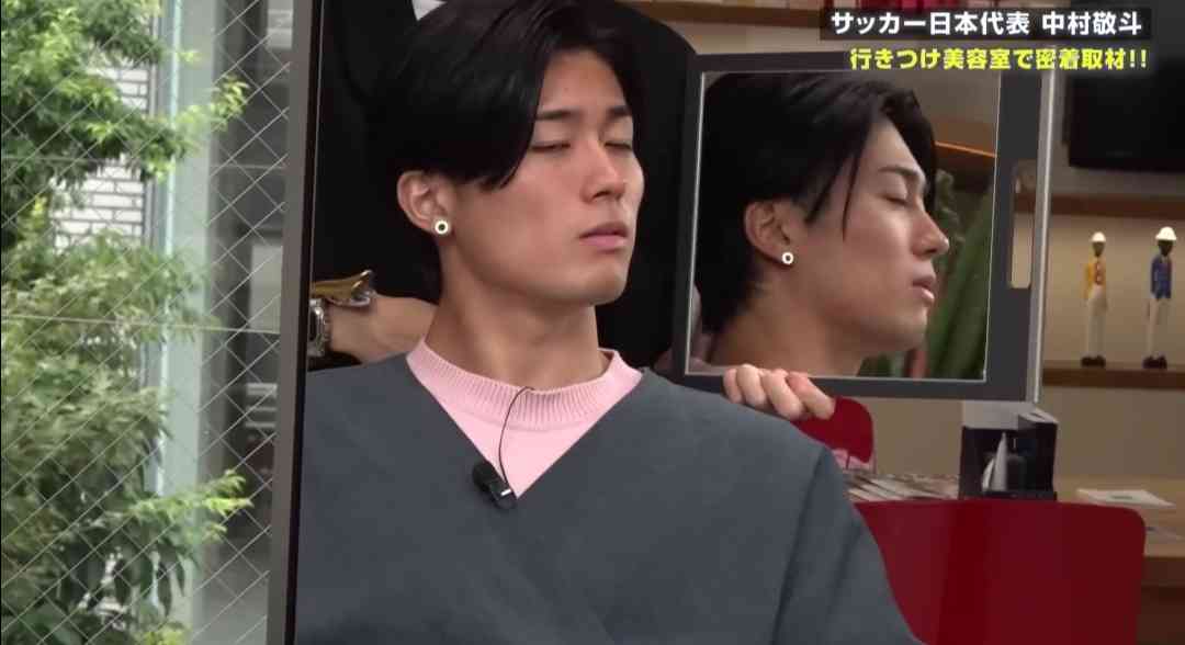サッカー日本代表・上田綺世＆中村敬斗選手が「anan」SPエディション表紙に！　発売はW杯開幕前日