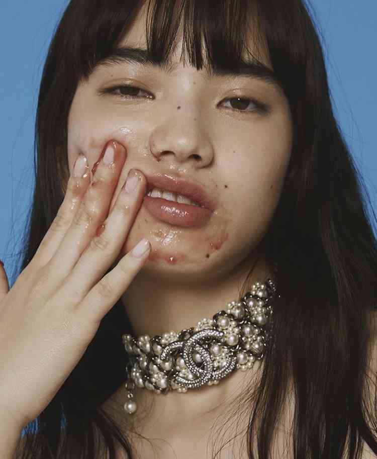 安藤サクラ＆小松奈菜、シャネルアンバサダーコンビが魅せる世界観にフォロワーくぎ付け…