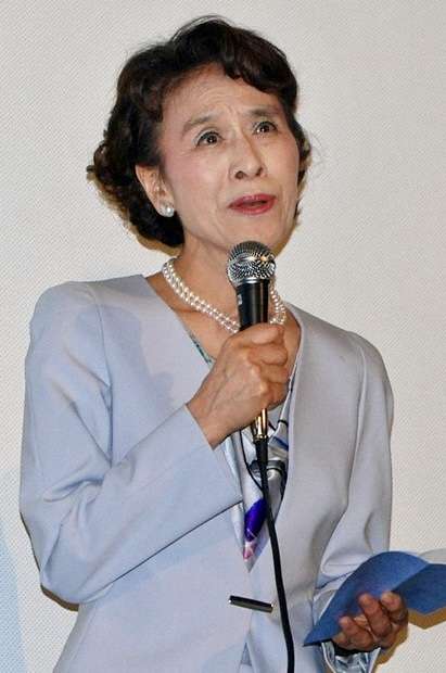 首が長い芸能人