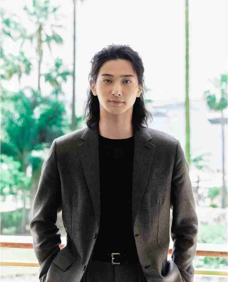 首が長い芸能人