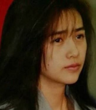 安室奈美恵、佐々木希といった2000年代を代表する美女にはハッキリとないが、今みたいに涙袋があった方が可愛いという価値観はいつ頃から定着したのか