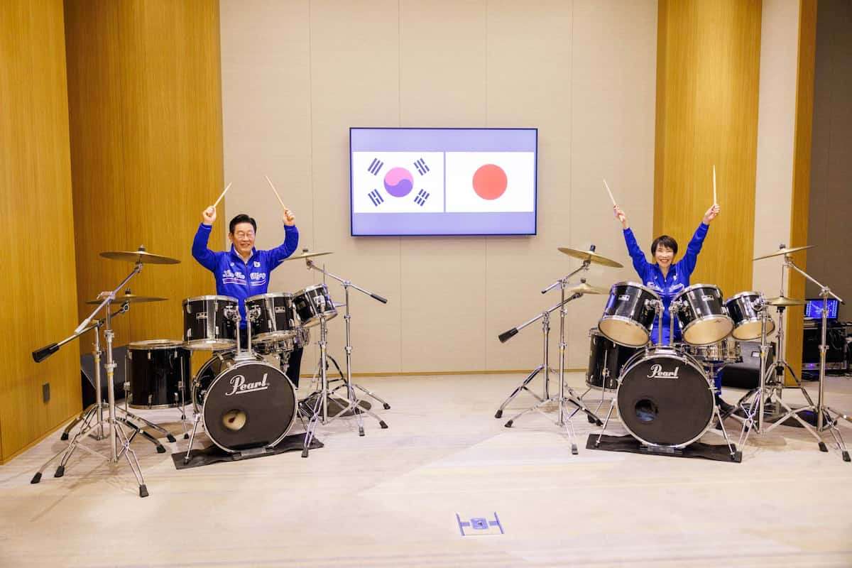 政府　カルビーにヒアリングへ　中東情勢受けたパッケージ変更方針受け