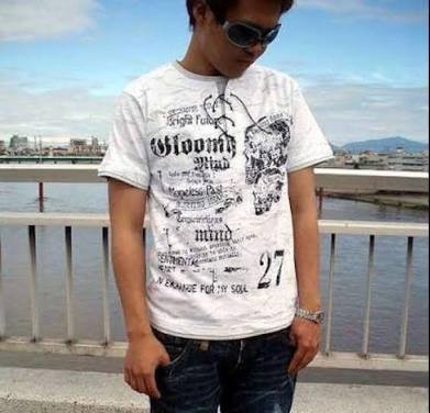 1枚で着られる白Tシャツ