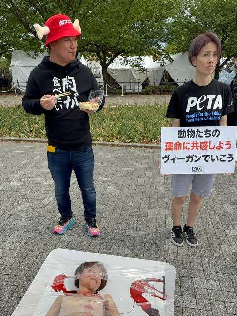 幼少期からヴィーガンのビリー・アイリッシュ　肉食めぐる批判に猛反論「肉を食べるのは本質的に間違っている」