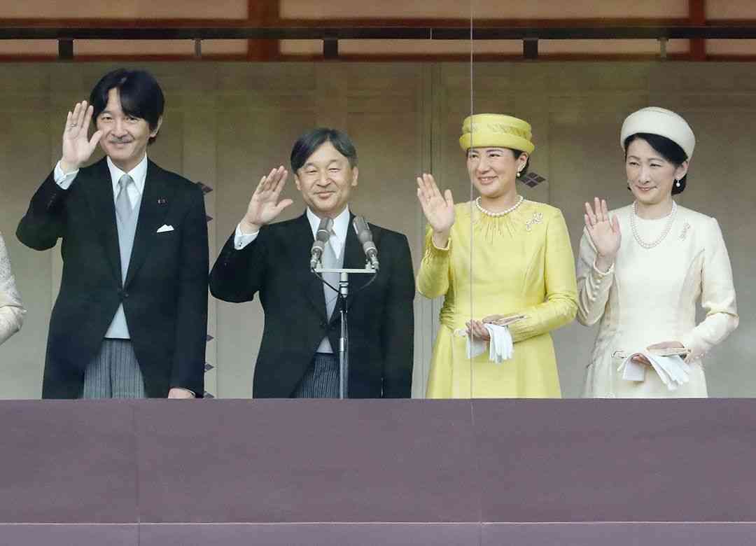 彼氏、旦那が自分より身長低い人