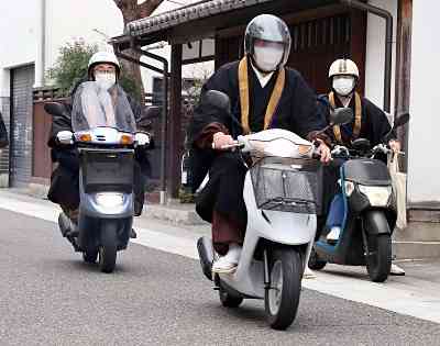 制服で通勤…駄目なんでしょうか？