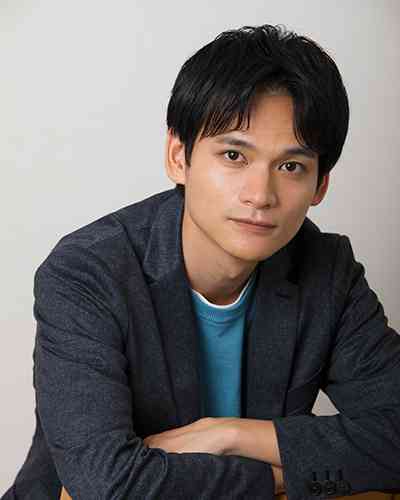 北村匠海、JR東海のCMに“激似イケメン”出没で「え？匠海じゃないの？」ファンも驚愕した“そっくりな横顔”