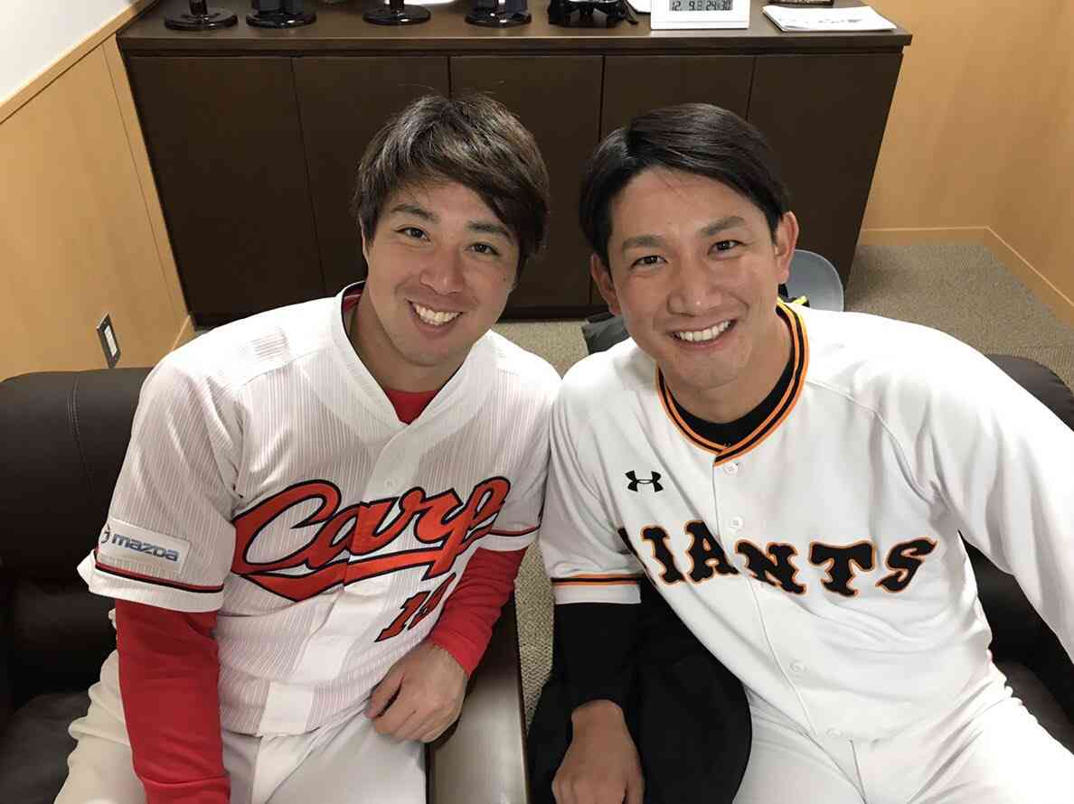 【独自】巨人・小林誠司　新たな”相棒”を見つけていた！ 一軍昇格の支えになった新恋人との同棲生活