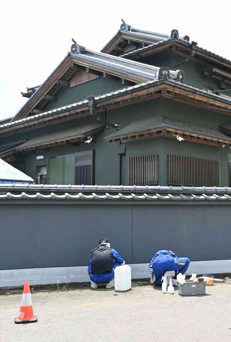「家族がバールで殴られた」栃木県上三川町で強盗　60代女性が死亡　息子2人も次々殴られけが