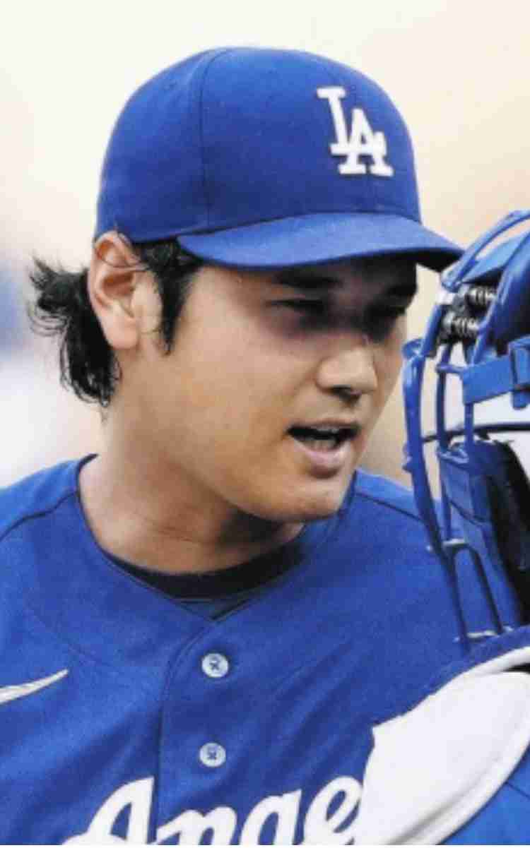 「何回泣いてるんだよ」　佐々木朗希、動揺した降板後ベンチに米注目「彼はまだ若い…」心配の声